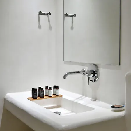 Ammos Luxury & Hotel *