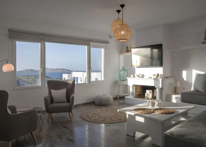 Ammos Luxury & Hotel *