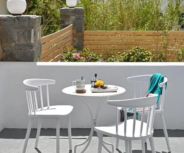 Ammos Luxury & Hotel