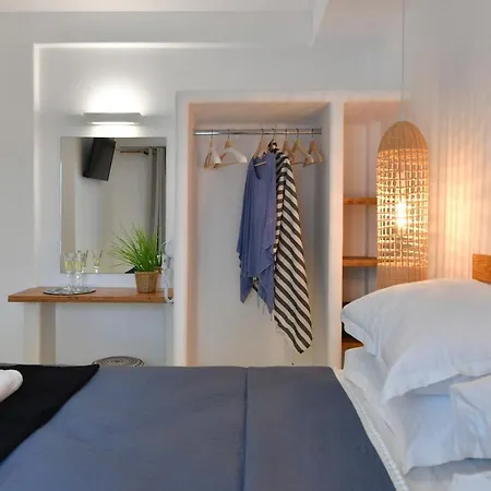 Ammos Luxury & Naousa (Paros)