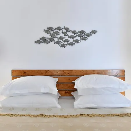 Ammos Luxury & Hotel Nausa