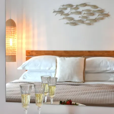 Ammos Luxury & Hotel