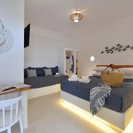 Ammos Luxury & Hotel