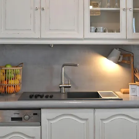 Ammos Luxury & Hotel *