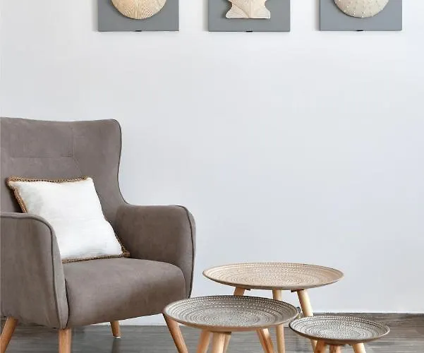 Ammos Luxury & * Науса